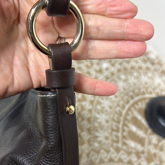 Dooney & Bourke Brown Leather Hobo Bag with Slouchy Design - Picture 6 of 16